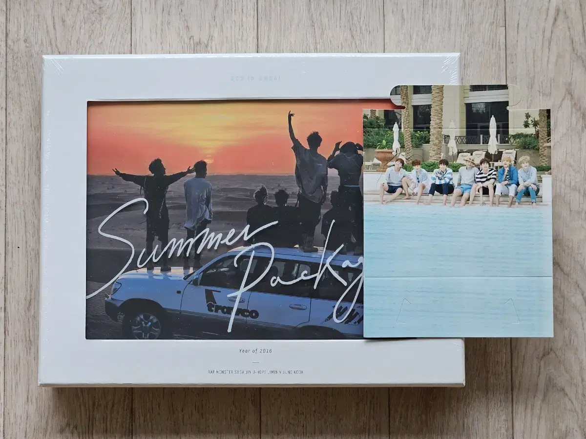 [Unsealed] BTS 2016 Summer Package + Super Limited Tabletop Stilts