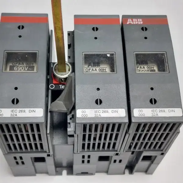 ABB OS32D12 , OS63D12 Switch Fuse