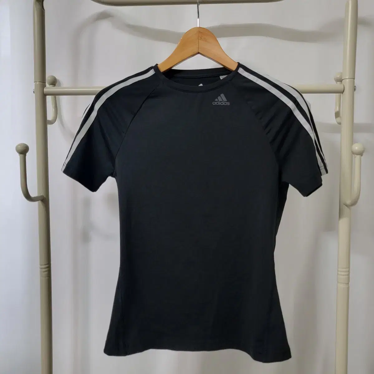 11B355 [S] Adidas Climacool Performance Short Sleeve T-Shirt