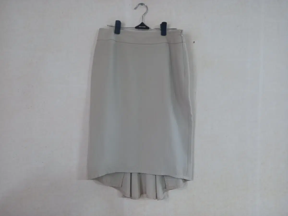 Valencia Beige Skirt