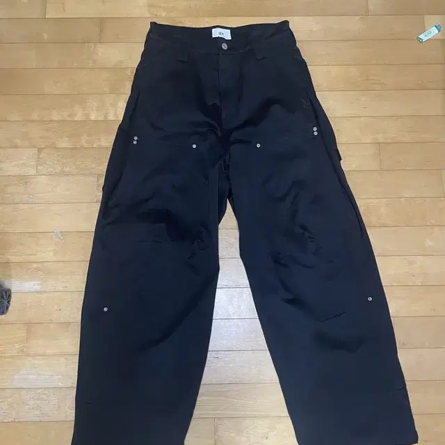 [L] IEY 이에이 NU-MAC CARPENTER PANTS