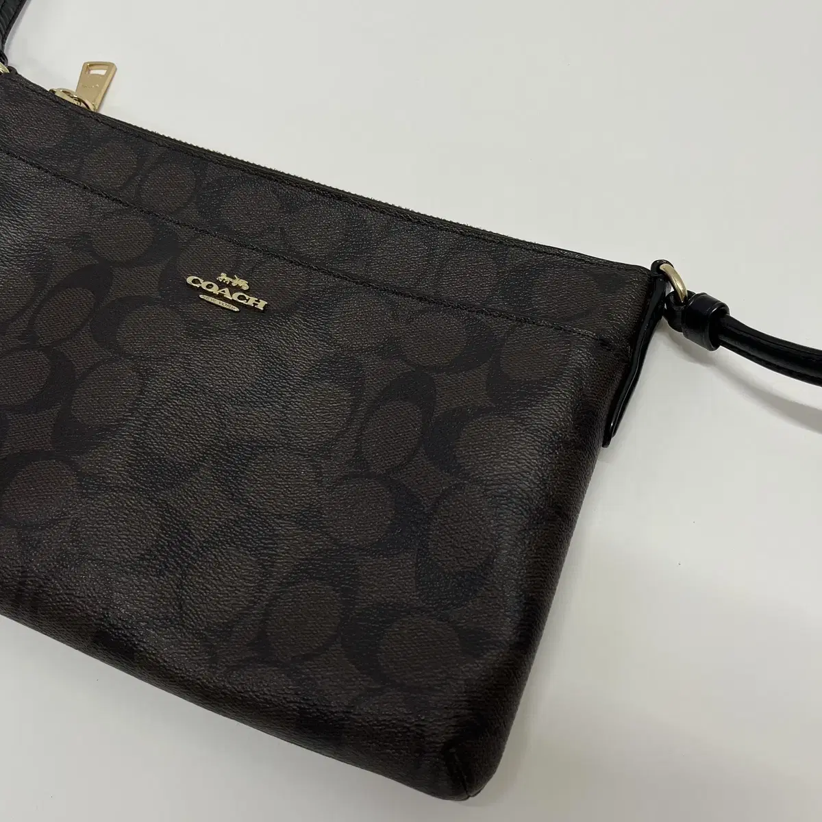 COACH signature cross Bag 거의 새거