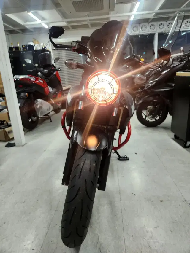 17년식 sv650 팝니다