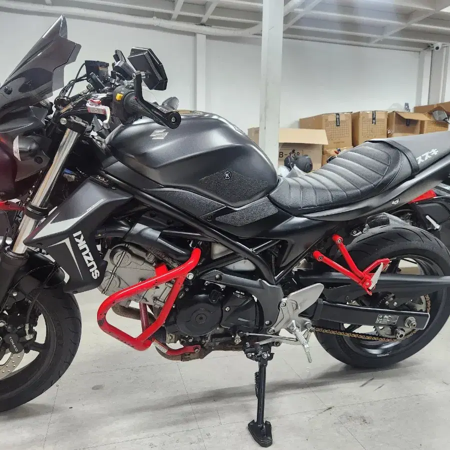 17년식 sv650 팝니다