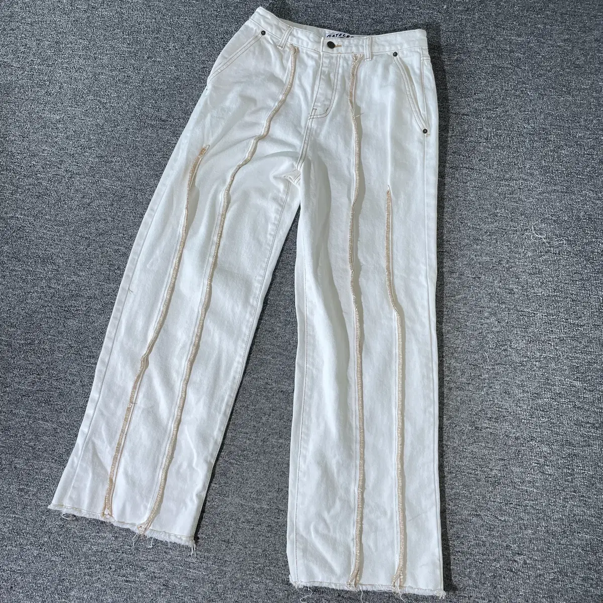 GATELESS Piping Cream Denim Jeans M