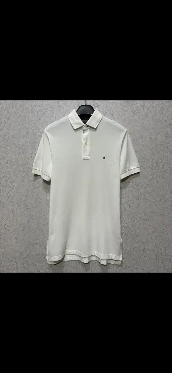 90 Tommy Hilfiger Men's Short Sleeve Karati