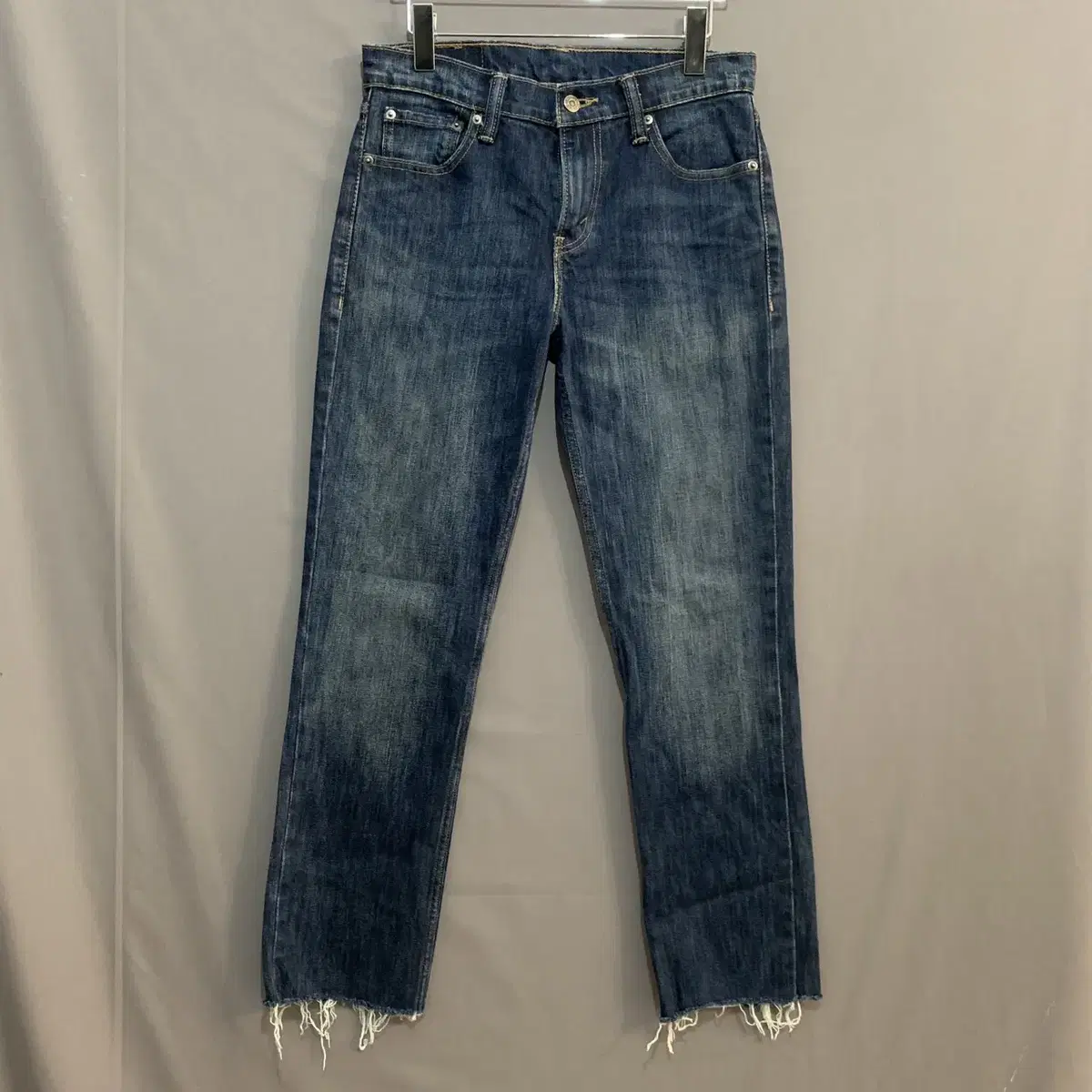 31 inch Levi's 511 jin blue wash cut off span denim pants jeans for sale