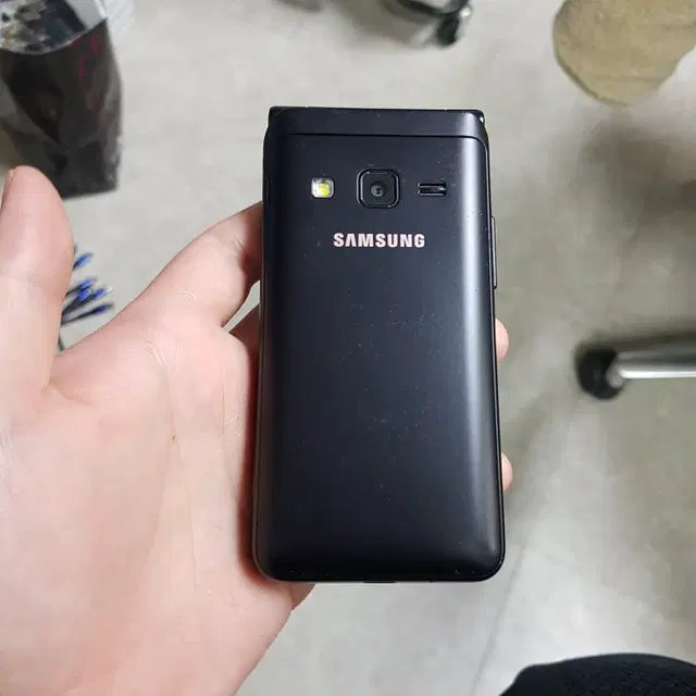 갤럭시폴더2 G160 SK 블랙 16GB 블랙 9만 77586 수원