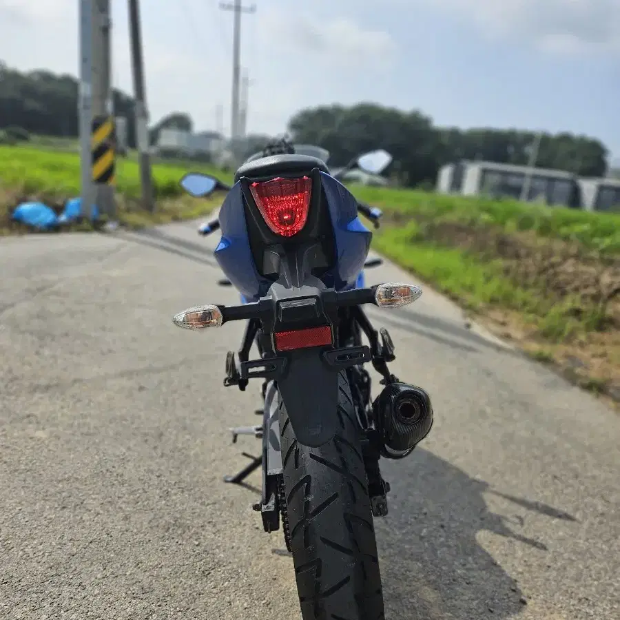 스즈끼 gsxr125  18년식 245만원  머플러구변완