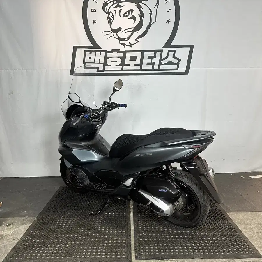 (이벤트중 내용참고)21년식 오토바이입문 pcx ABS