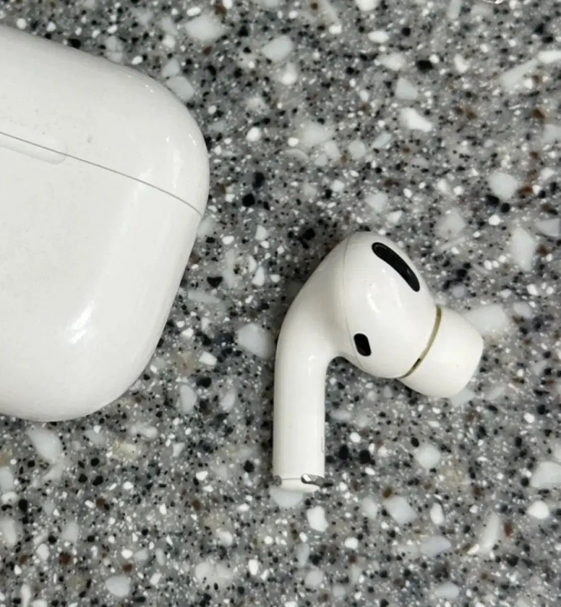 AirPods Pro Left Unit