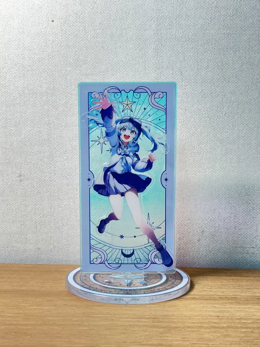 StellarLive / StarLine Tavi acrylic stand sells