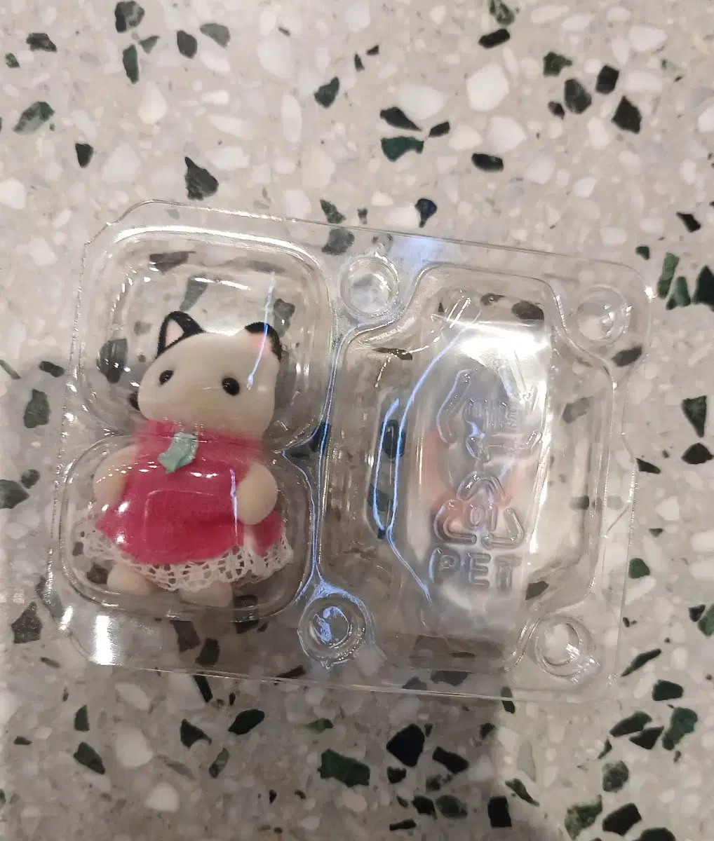 Unsealed Sylvanian Rabbit Random Gacha Figures