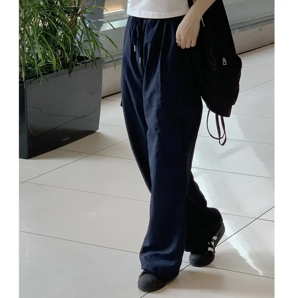 (NEW) Made in Yuri HERE YOU Nice Weather Cargo Pants Rain Navy