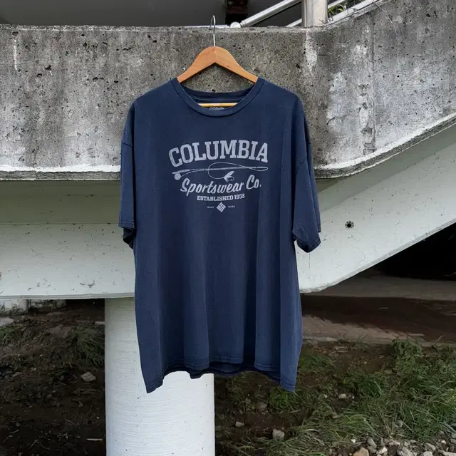 Columbia 로고 프린팅 반팔티 XXL