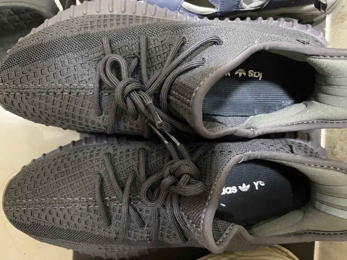 이지부스트 350 V2 신더 280사이즈