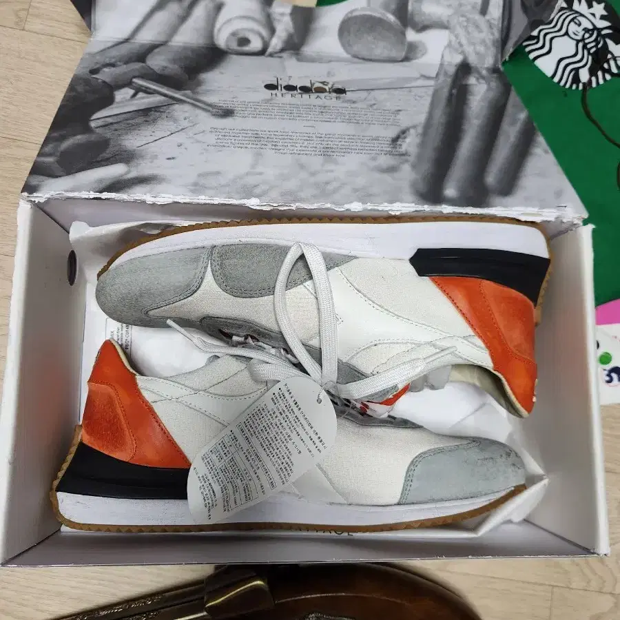 (새상품)DIADORA HERITAGE 더티 오렌지 275