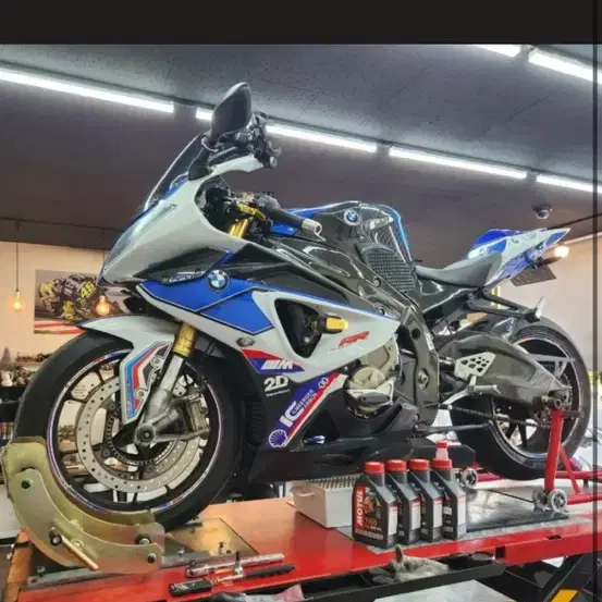 bmws1000rr