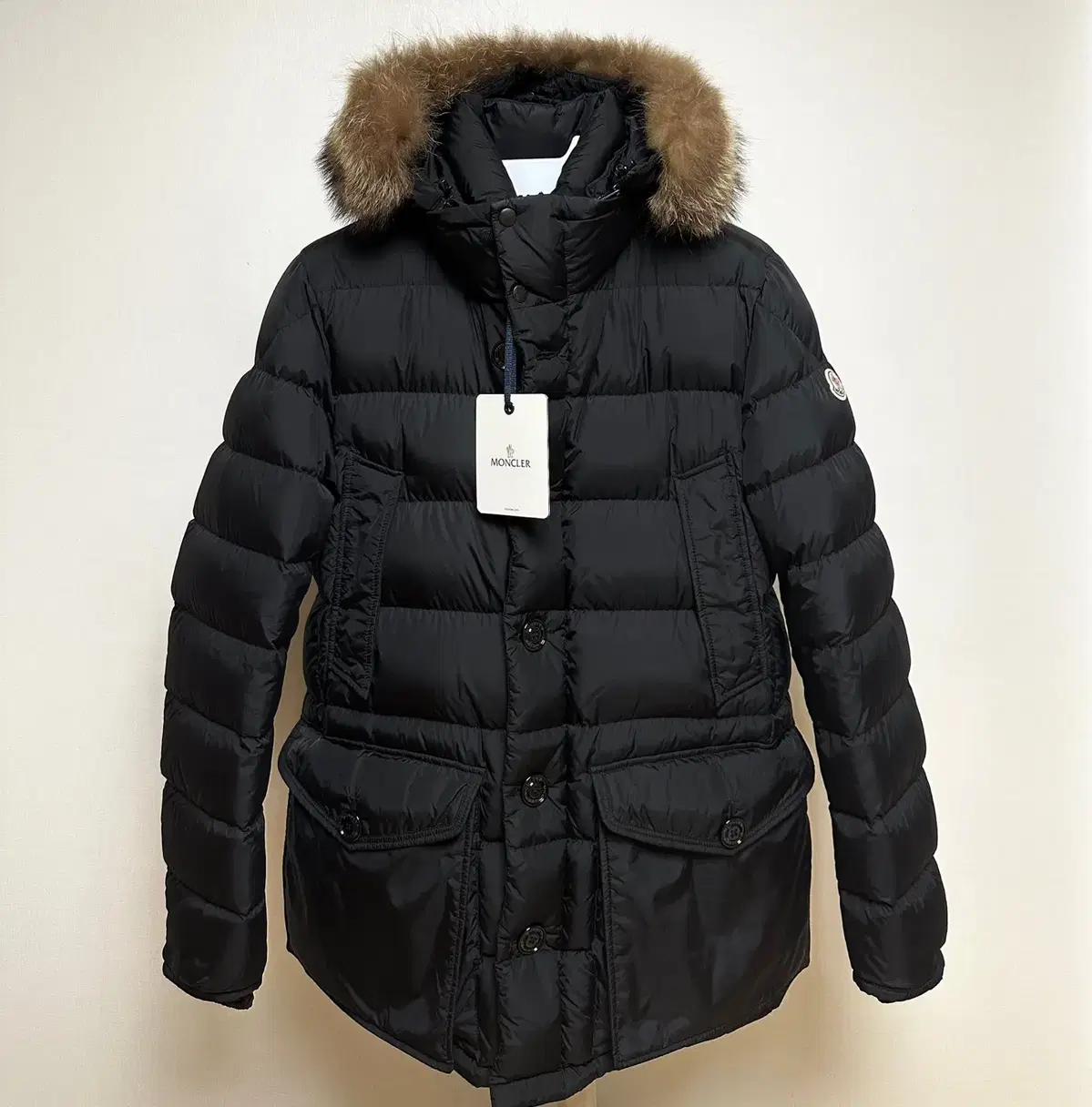 S++ Mint condition Moncler Cluny size 4