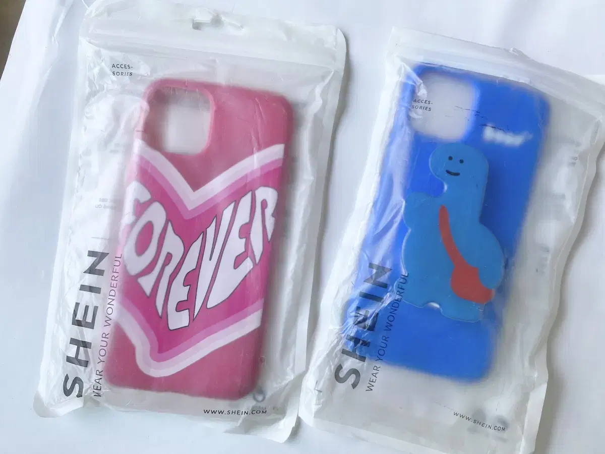 New Product) SHEIN iPhone 11 Pro Phone Case