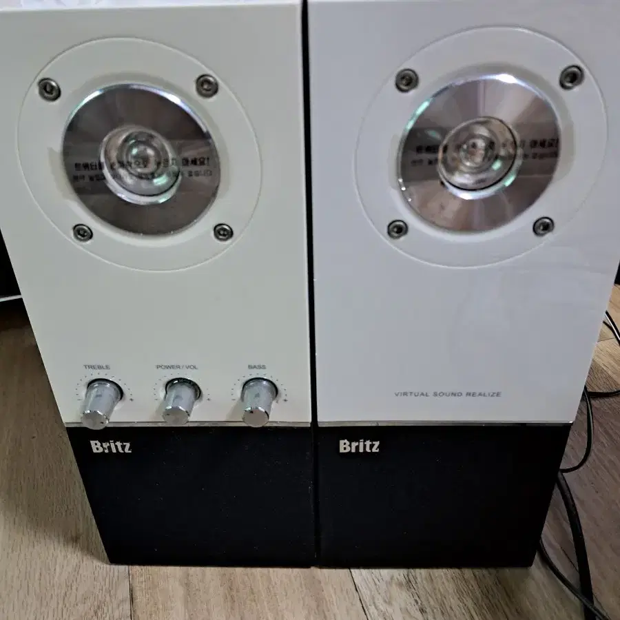 Britz 브리츠 BR-1500(WILL) 앰프내장형 스피커