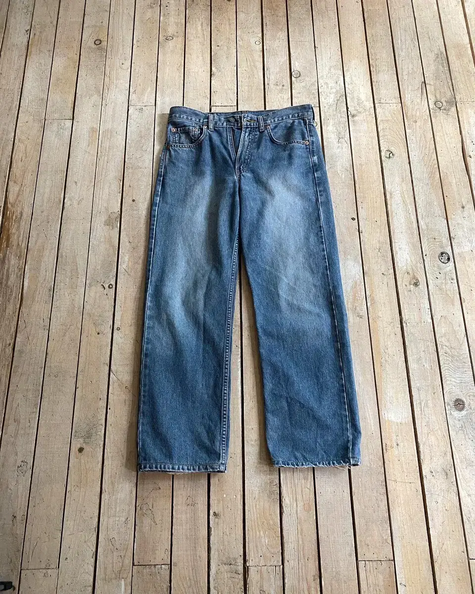 30) Levi's 508 Medium Blue Vintage Denim Jeans