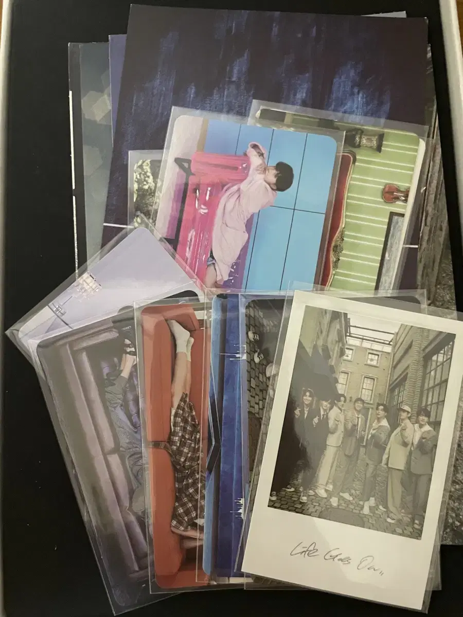 BE Deluxe album full wts (no q's)