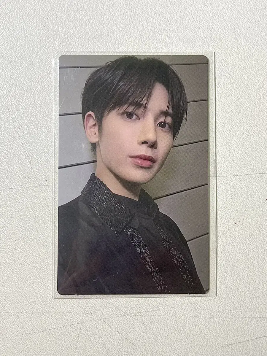 urgent!)) taehyun Weverse ld photocard sells! txt weverse shop kang taehyun