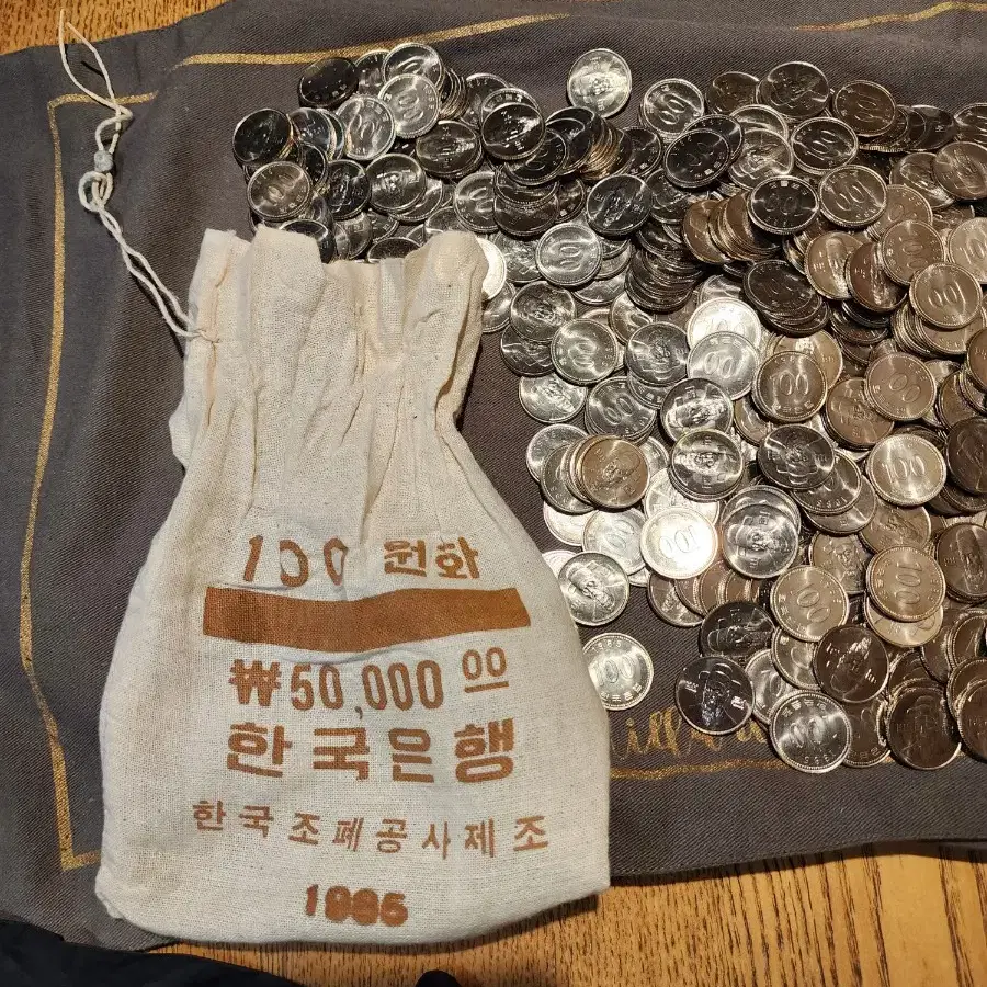 준특년 85년 100원 관봉해체 미사용