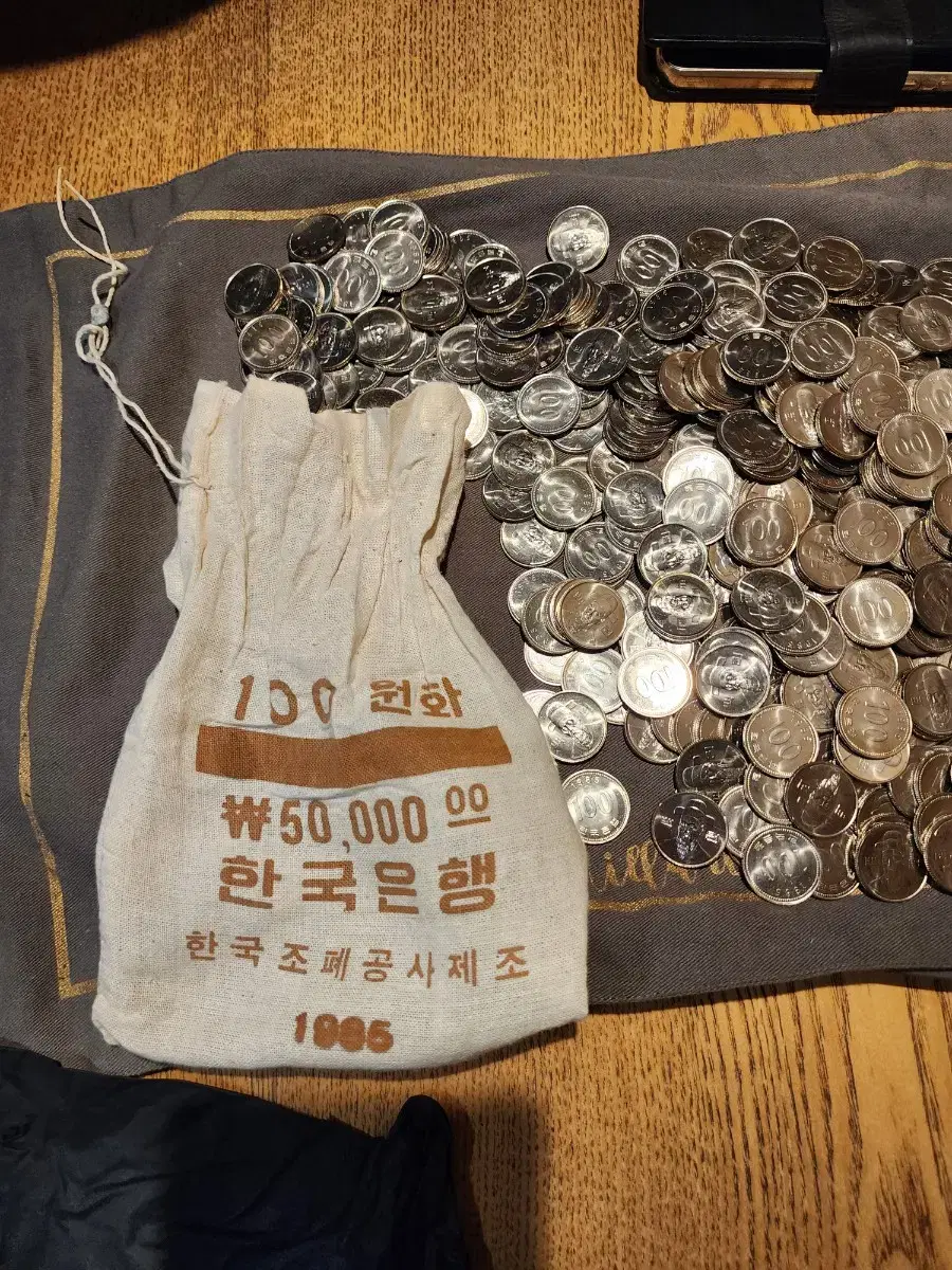 준특년 85년 100원 관봉해체 미사용