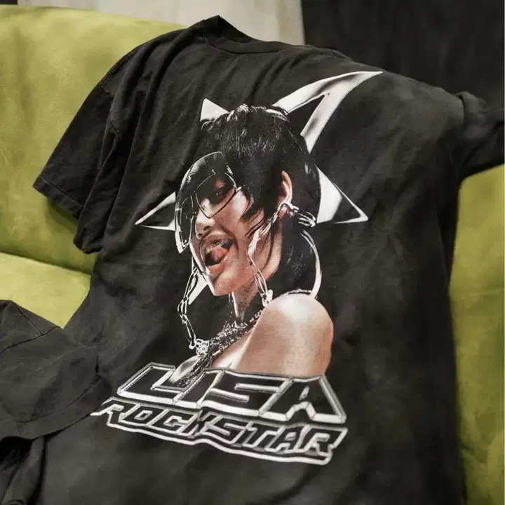 LISA ROCKSTAR Tシャツ　ブラックピンク　anytee 14927202212494986416_2048.jpg?