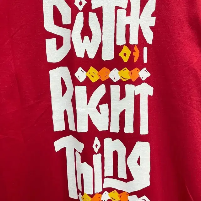 SW031 SW THE RIGHT THING TEE RED