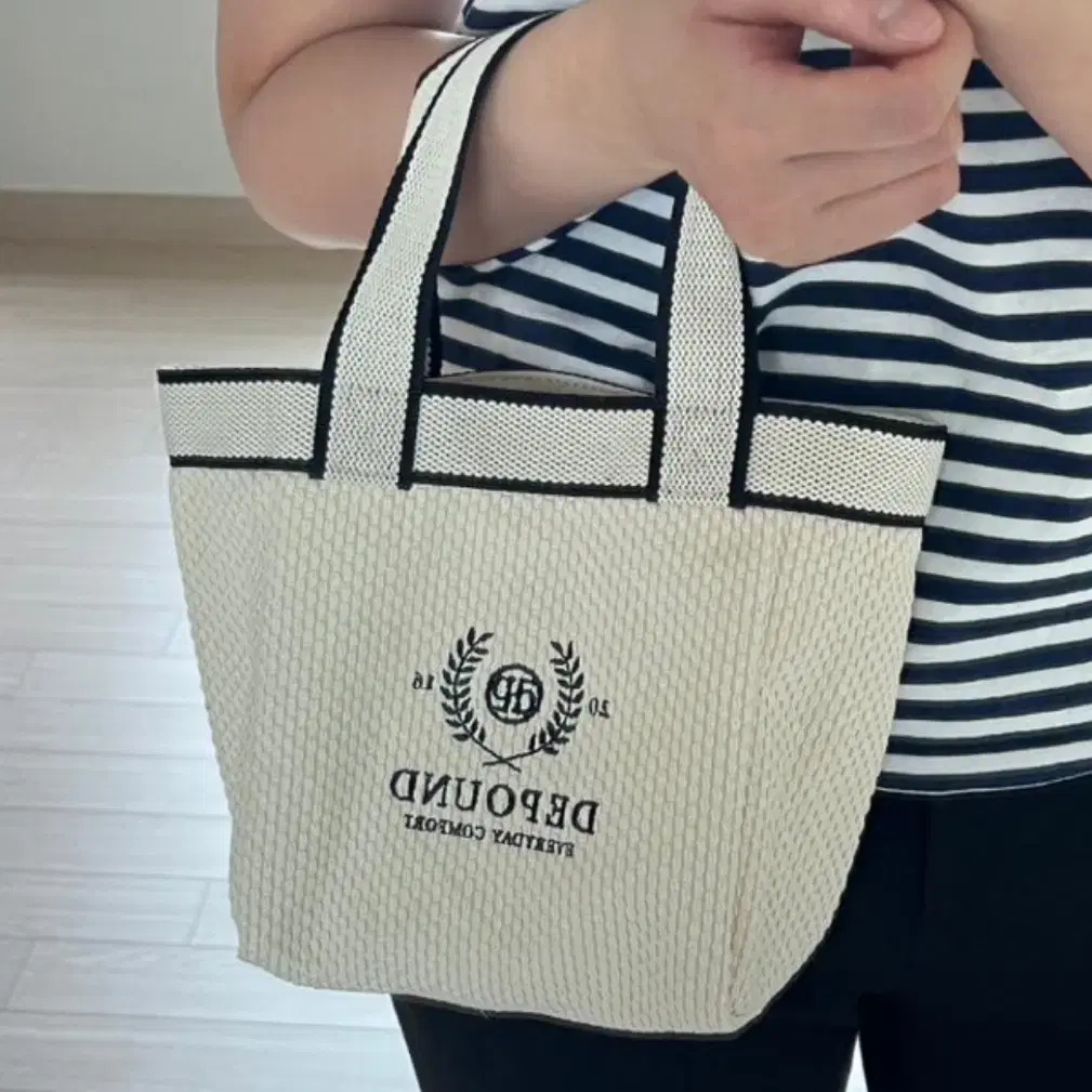 드파운드 joy bag (mini-tote) 아이보리