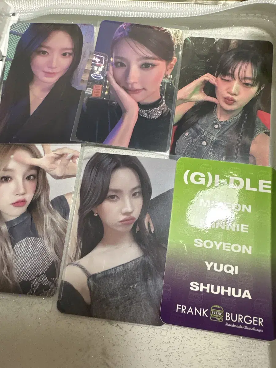 Girls' Frankfurter Photo Card sell ㅅㅊ Girls' Free Sharing Clarification