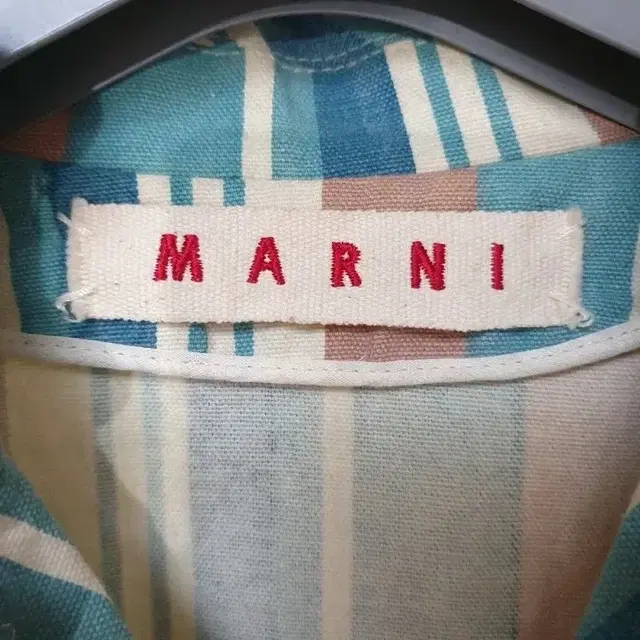 명품 MARNI 마르니 쇼라인 코튼캔버스 멀티스트라이프 드랍숄더 숏자켓