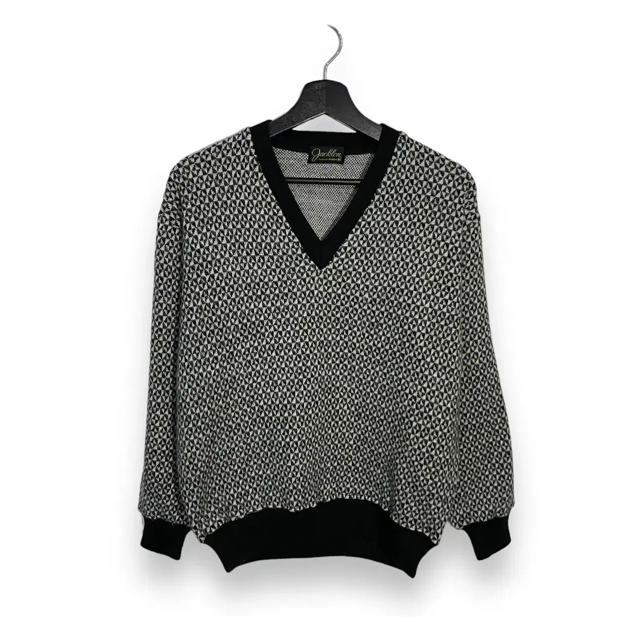 Wan Won Shop Jacquard Cashmere V-Neck Knit