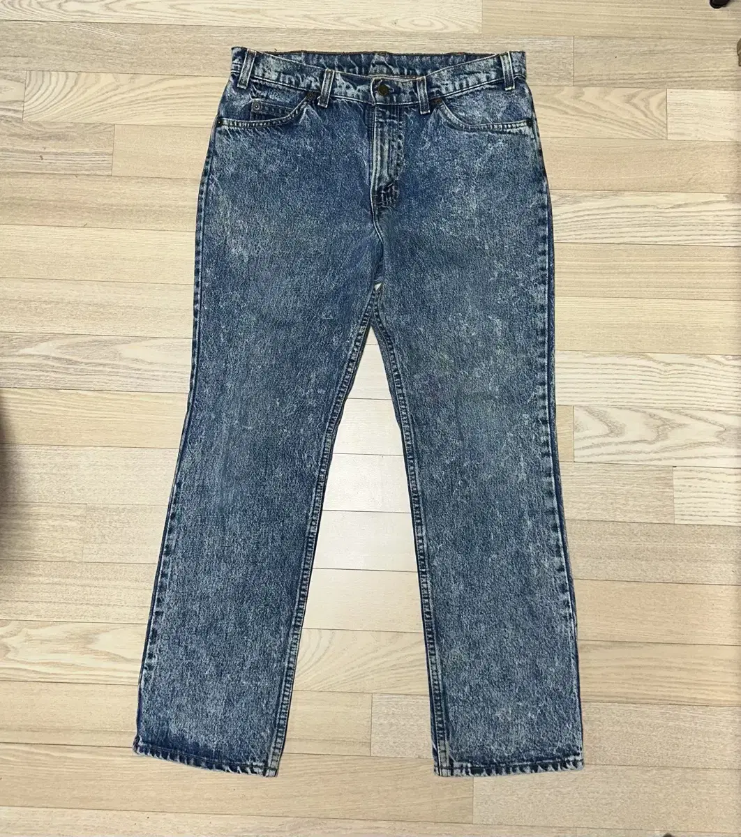 Levi's Denim (Husky 34)