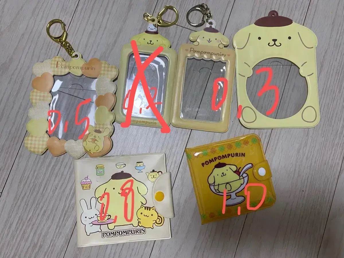 Sanrio Pompompurin Photo Card Holder