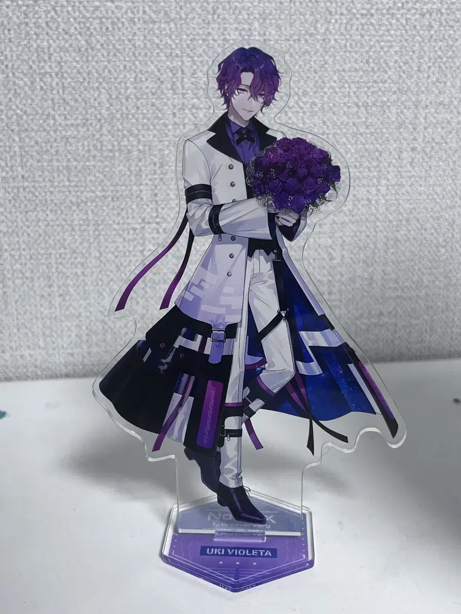 NIJISANJIEN LuxeM Uki Violetta 1st Anniversary acrylic stand sold