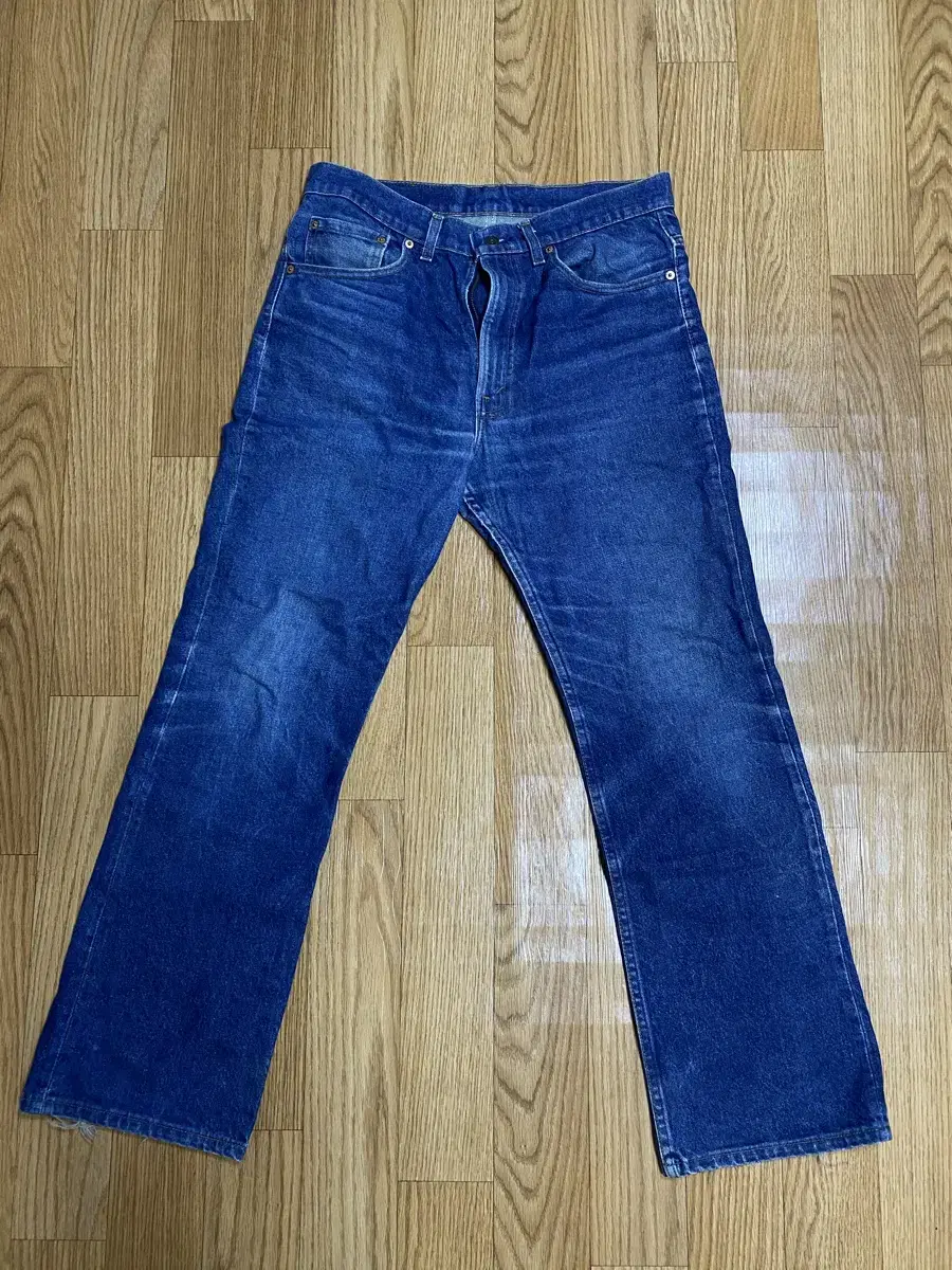 Vintage Levi's 517 Bootcut USA 31-32