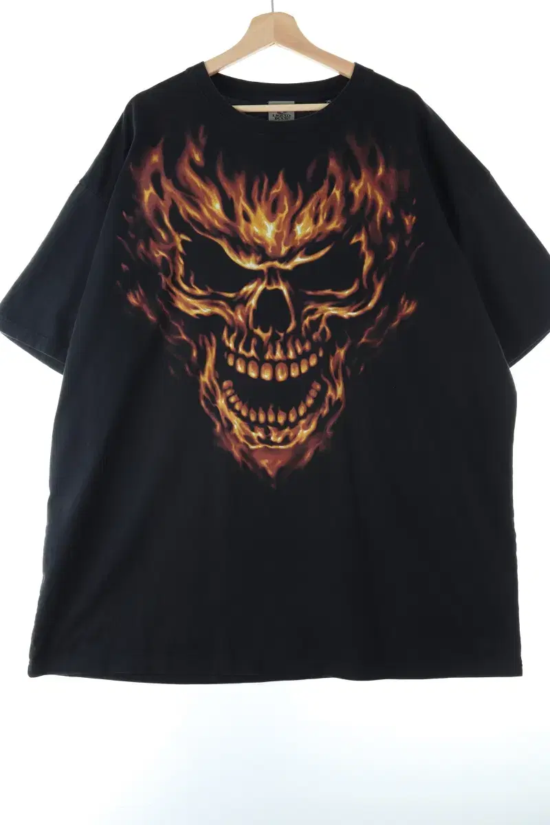 (3XL) BrandVintage Short Sleeve T-Shirt Big Size Skull Rakti Flame - E01A