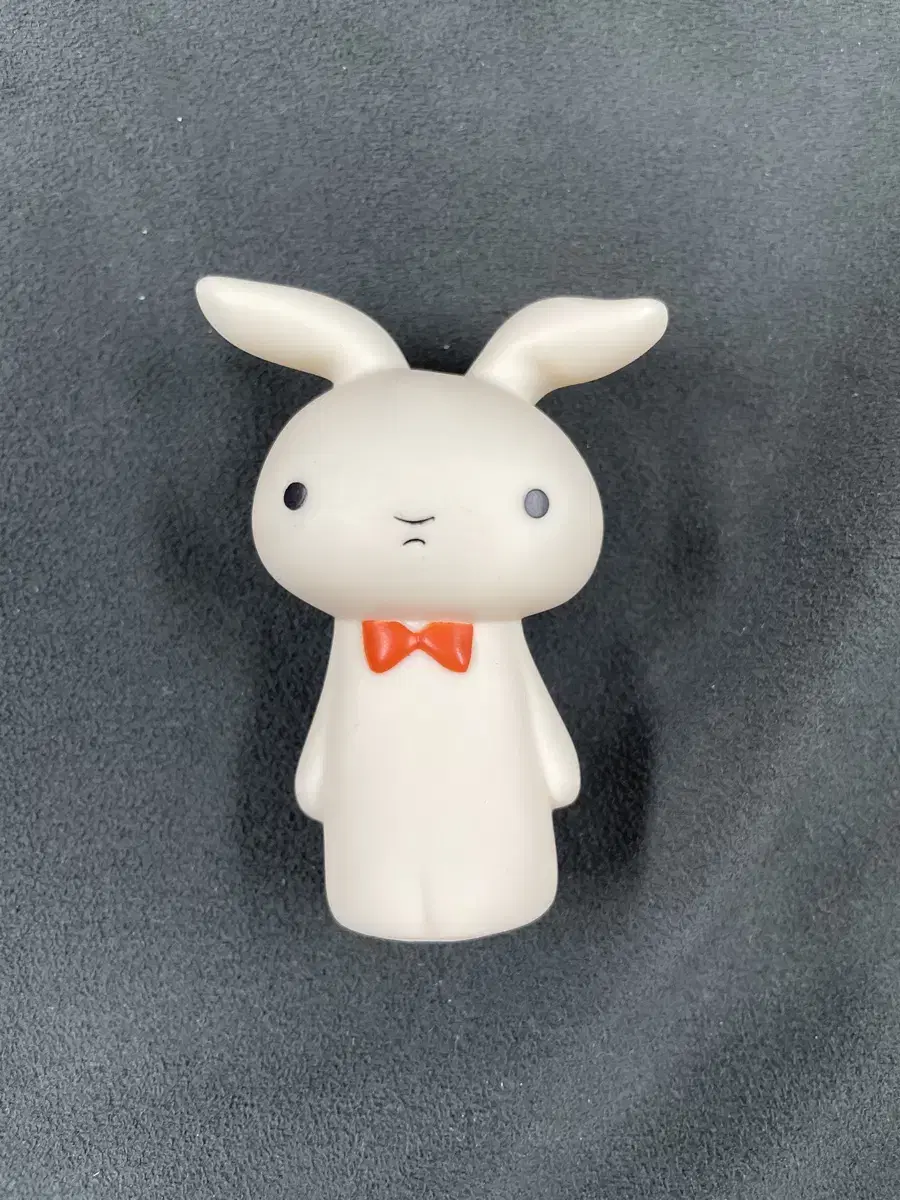 Changu yuri bunny figure