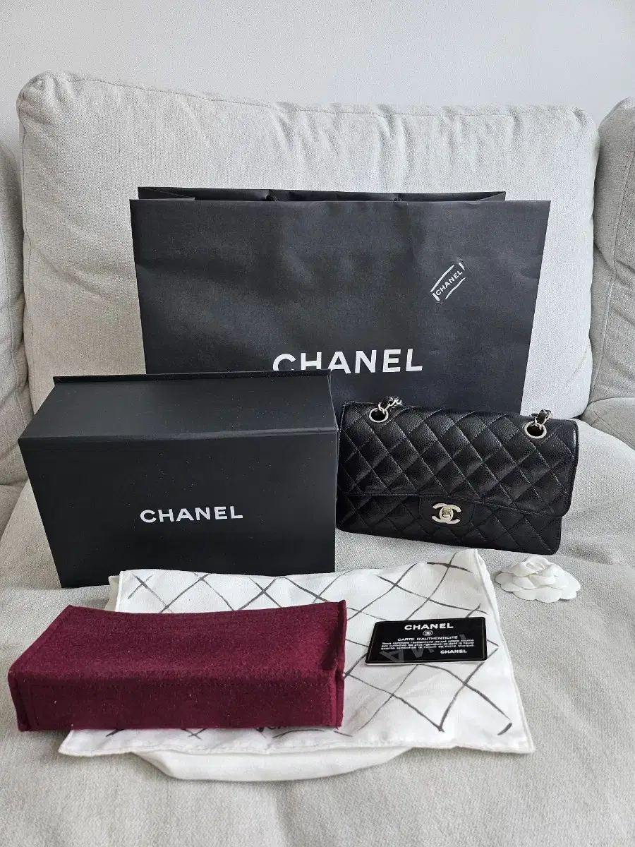 Chanel Classic Small Silver Full Box (in excellent condition)