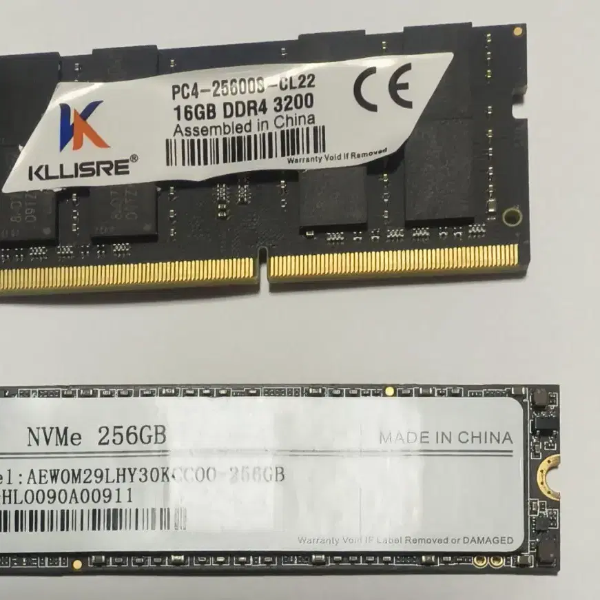 노트북 ddr4 16gb 3200과 256gb m.2 nvme ssd