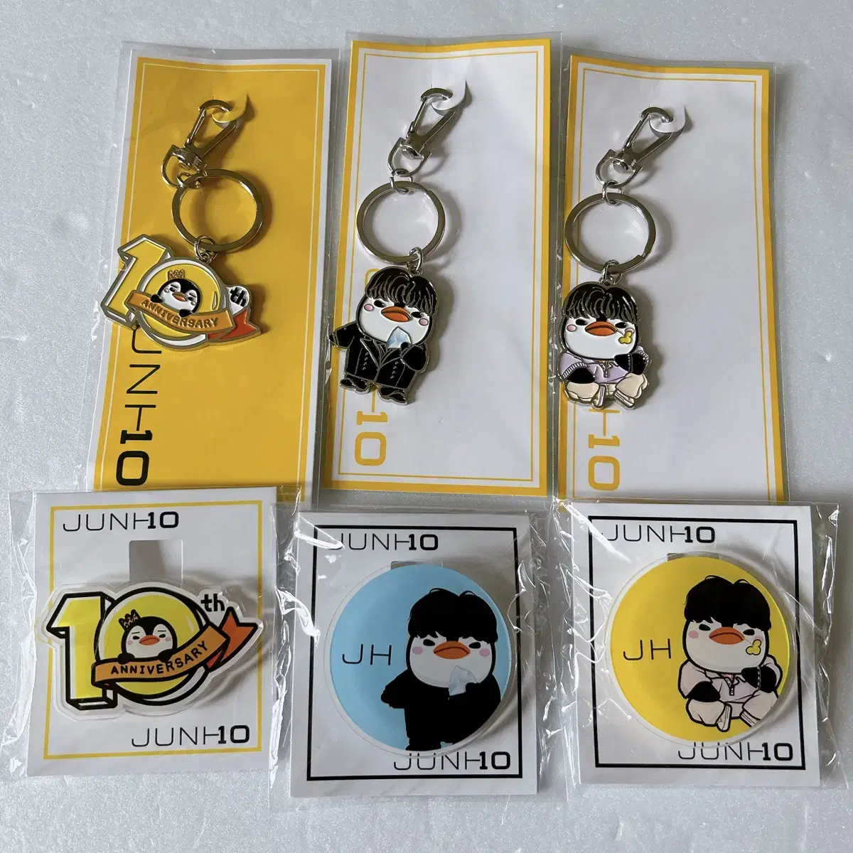 Lee Junho 10th anniversary official goods Peng Peng clip, keyring bulk