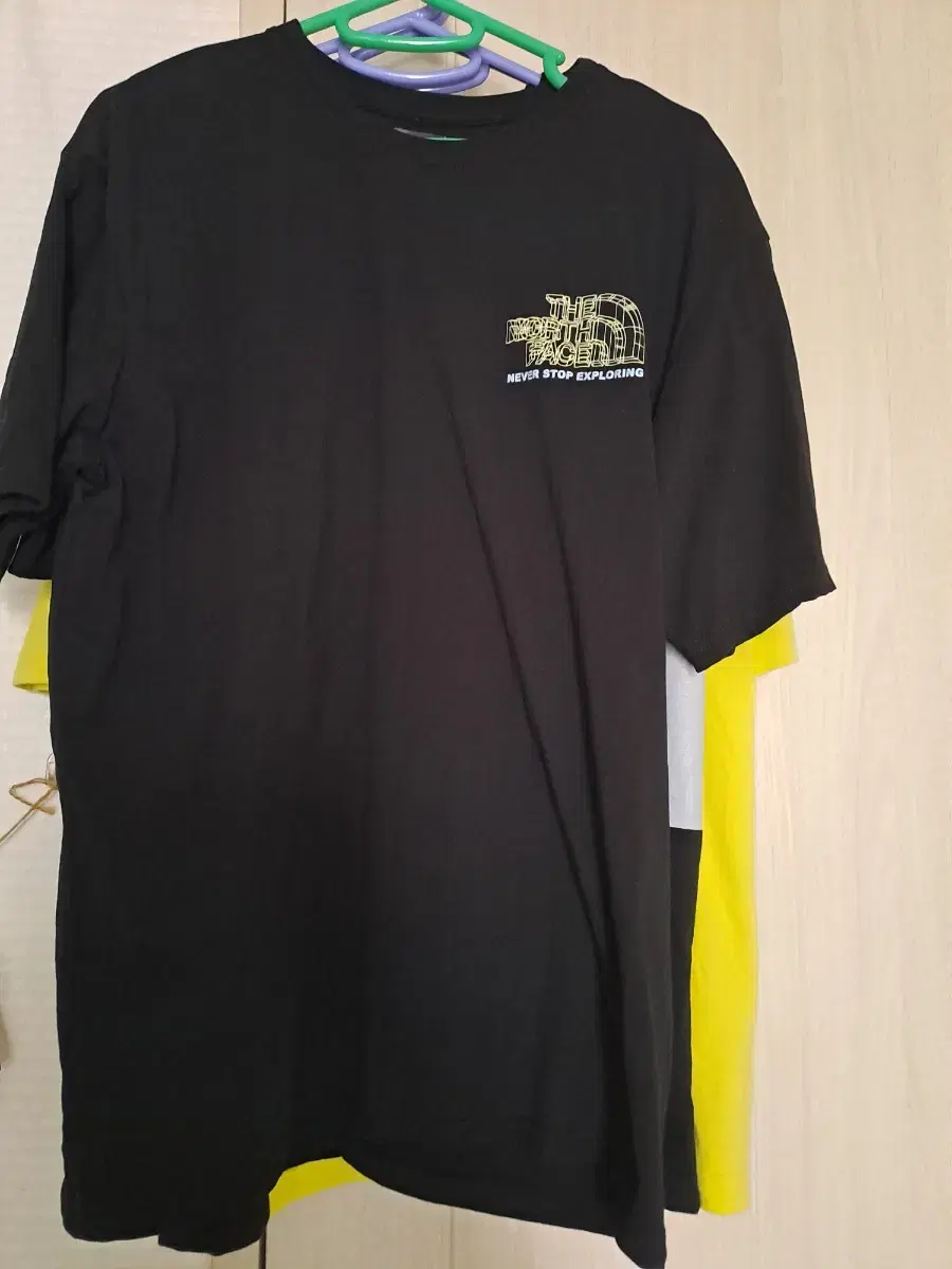 New, never worn, only washed, The North Face XXL