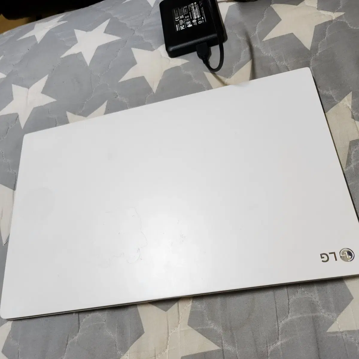 LG Gram 15 Laptop (with box)