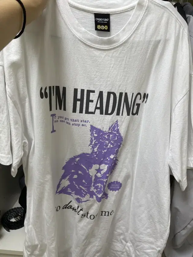 꼼파뇨 HEADING CAT 반팔티 화이트