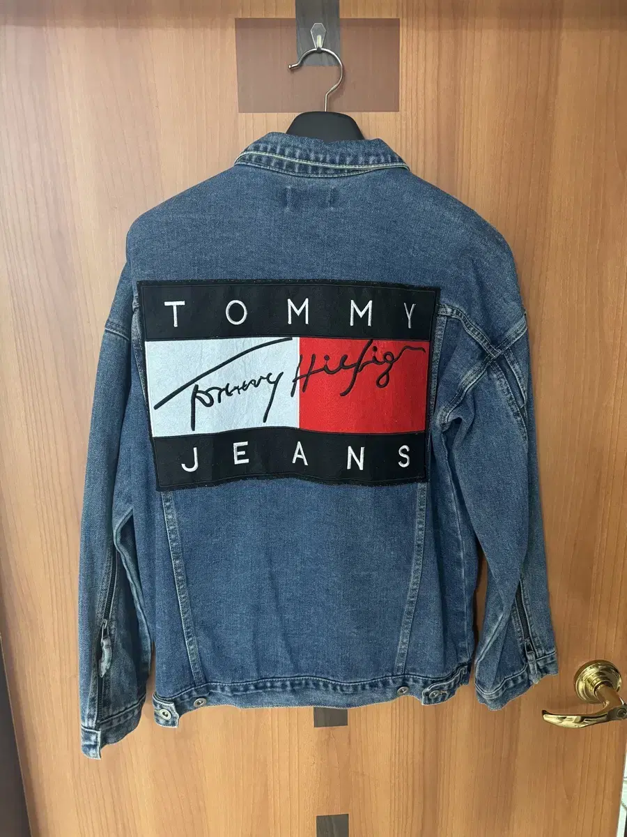 Tommy Hilfiger Big Logo Denim Jacket XL