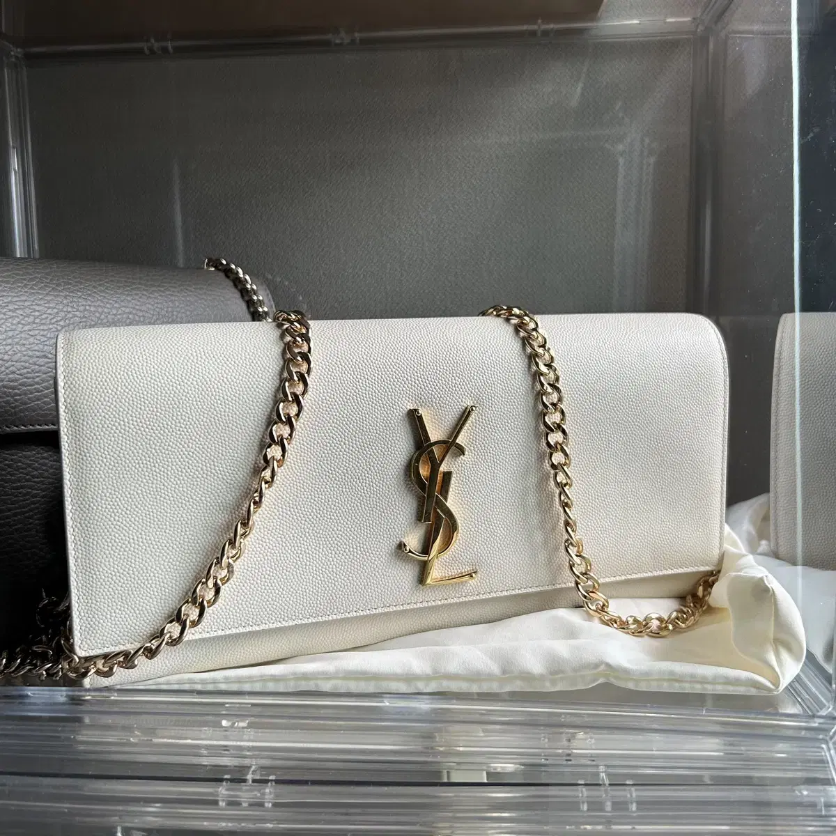 Yves Saint Laurent Cassandra chain bag genuine and cheap!